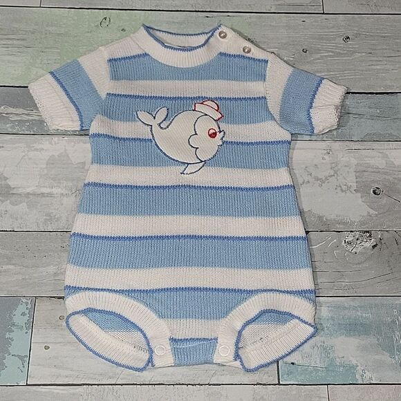 Doe-Spun Vintage Fish Sweater Onesie sz 3-6 mo - Picture 1 of 4